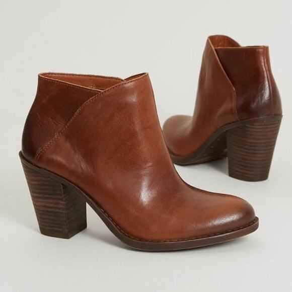 Lucky Brand LK- eesa distressed leather block heel bootie in brown size 10 - Picture 1 of 13